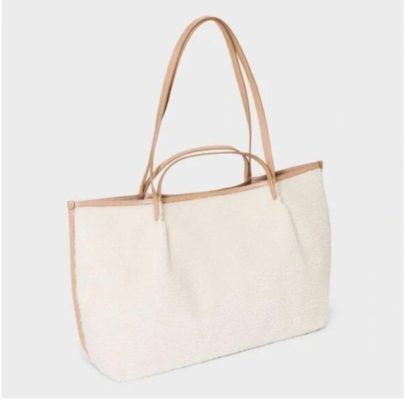 Universal Thread Sherpa XL Tote NWT - Picture 2 of 4